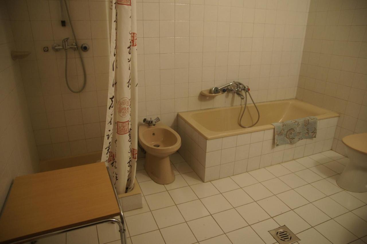 Bed and Breakfast Szuzanna Fenyves Panzio à Siófok Extérieur photo